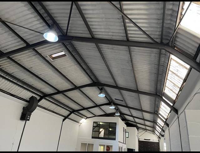 INDUSTRIAL PROPERTY TO RENT IN WOODSTOCK